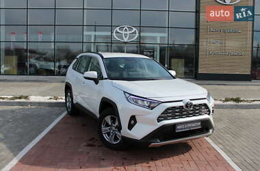 Внедорожник / Кроссовер Toyota RAV4 2023 в Черкассах