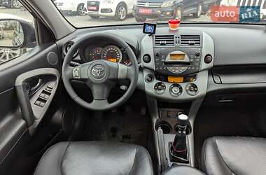 Внедорожник / Кроссовер Toyota RAV4 2007 в Ровно