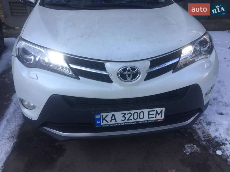 Toyota RAV4 2014
