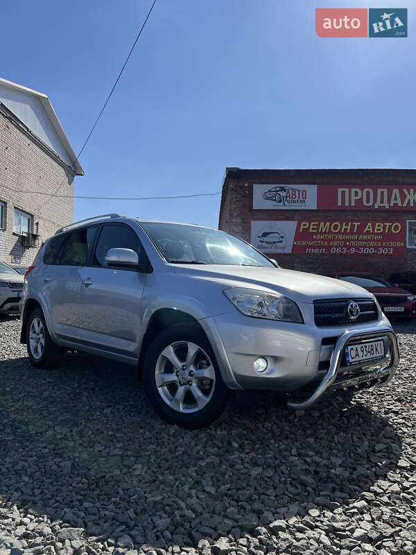 Toyota RAV4 2010
