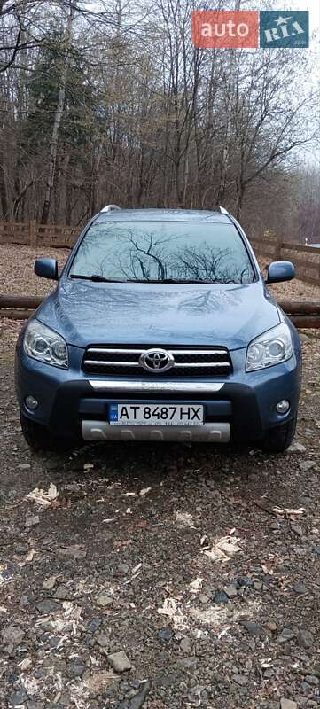 Внедорожник / Кроссовер Toyota RAV4 2007 в 