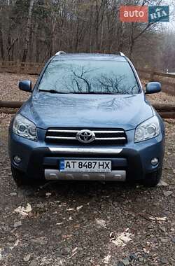 Внедорожник / Кроссовер Toyota RAV4 2007 в 