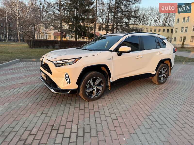 Позашляховик / Кросовер Toyota RAV4 2021 в Києві