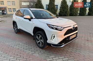 Внедорожник / Кроссовер Toyota RAV4 2021 в 