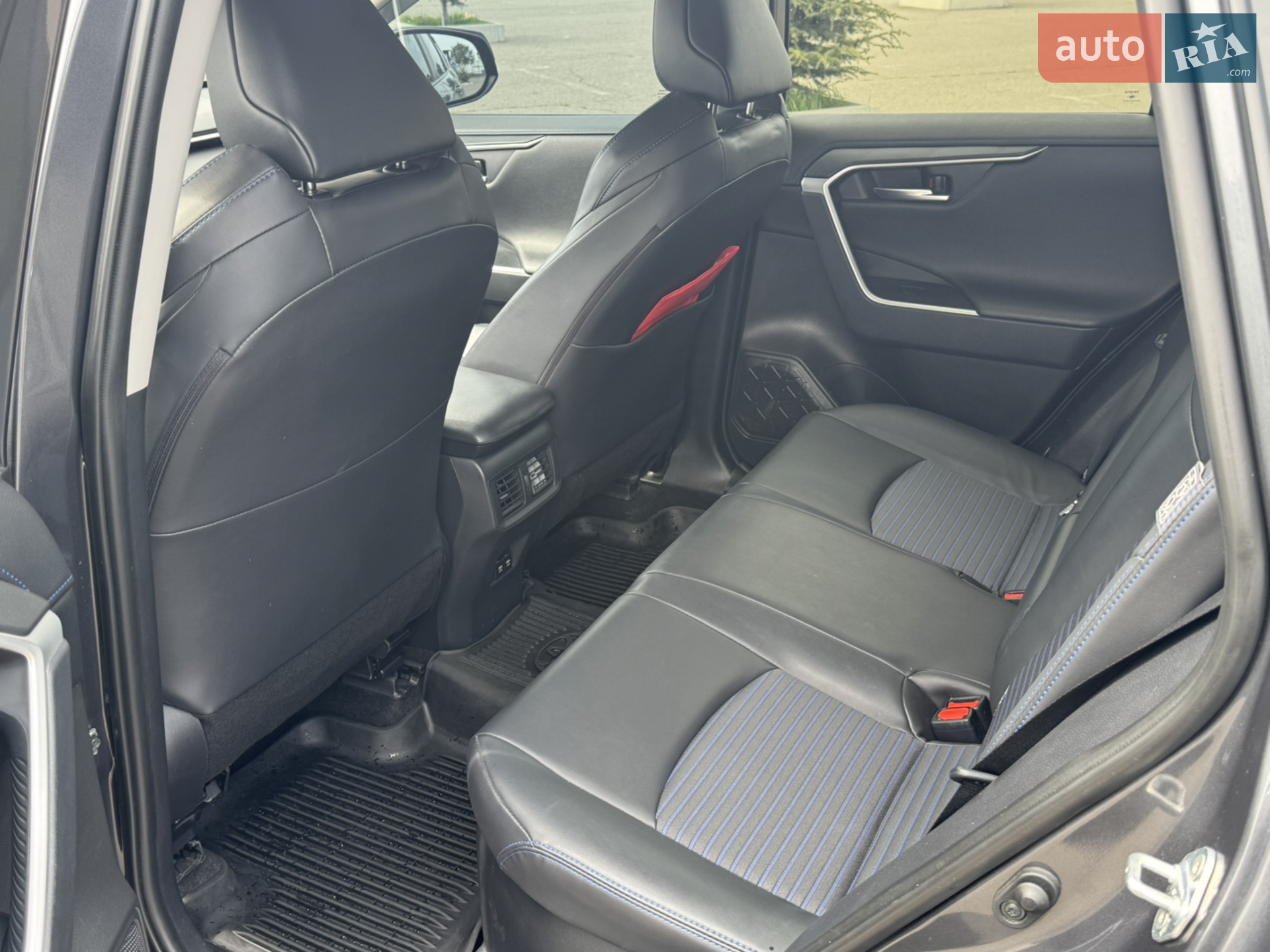 2019 Toyota RAV 4 - мініатюра 15