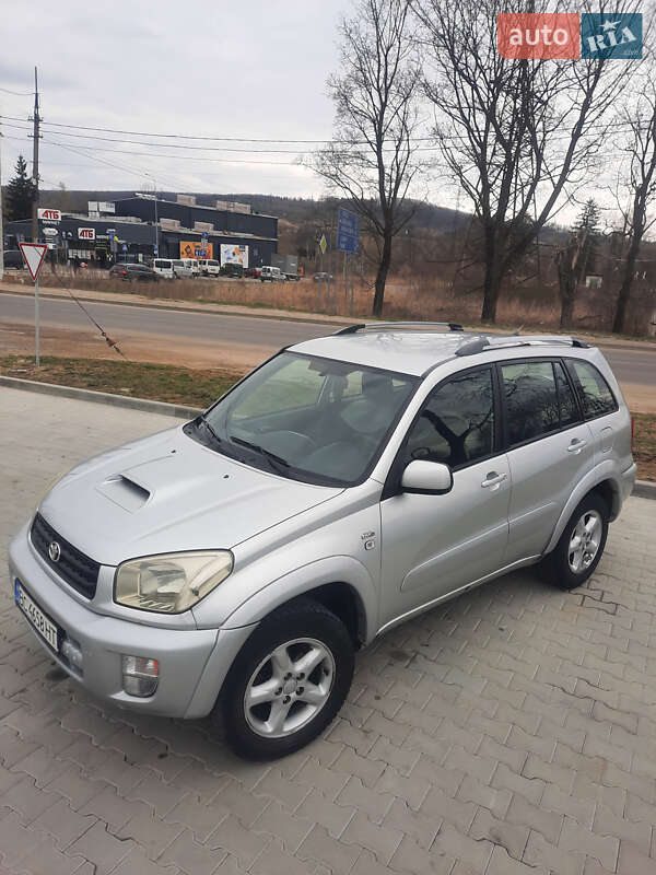 Toyota RAV4 2002