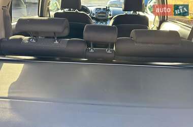 Позашляховик / Кросовер Toyota RAV4 2009 в 