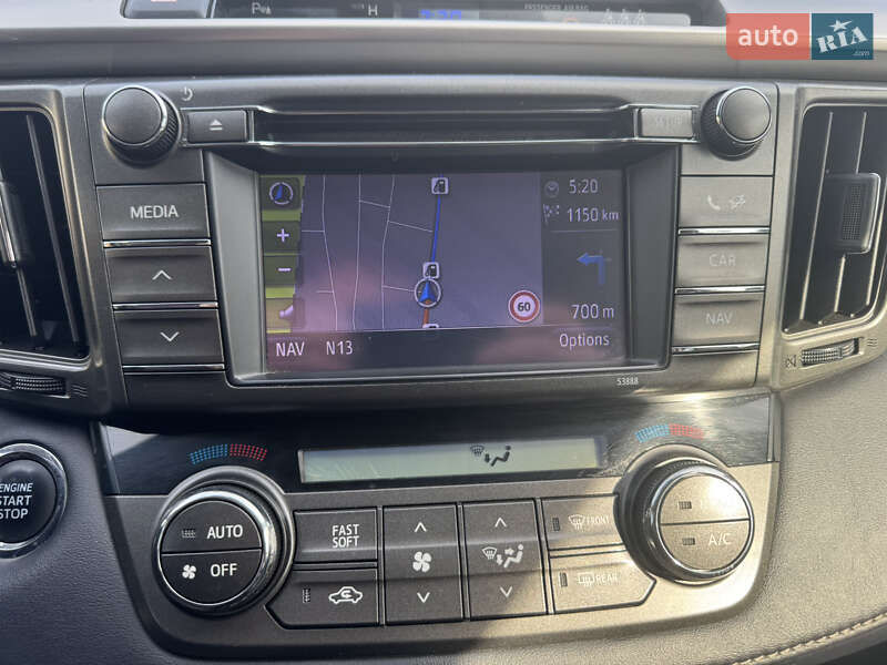 Внедорожник / Кроссовер Toyota RAV4 2013 в Самборе