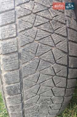Внедорожник / Кроссовер Toyota RAV4 2003 в 