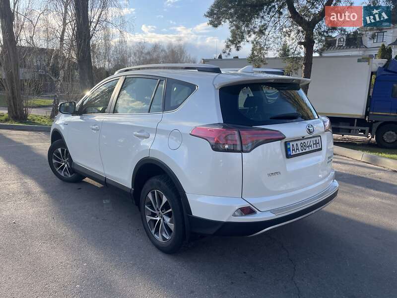 Позашляховик / Кросовер Toyota RAV4 2018 в Києві