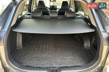 Внедорожник / Кроссовер Toyota RAV4 2023 в 