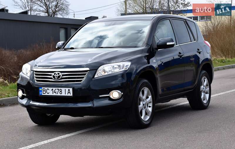 Внедорожник / Кроссовер Toyota RAV4 2010 в Дрогобыче