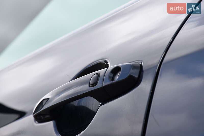 Внедорожник / Кроссовер Toyota RAV4 2010 в Дрогобыче