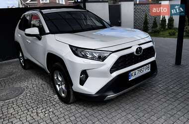 Внедорожник / Кроссовер Toyota RAV4 2019 в Броварах