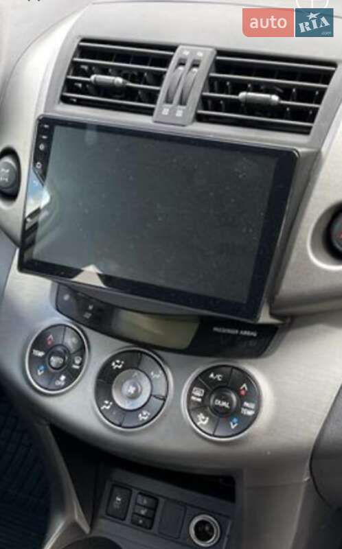 Внедорожник / Кроссовер Toyota RAV4 2010 в Днепре