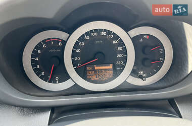 Внедорожник / Кроссовер Toyota RAV4 2009 в 
