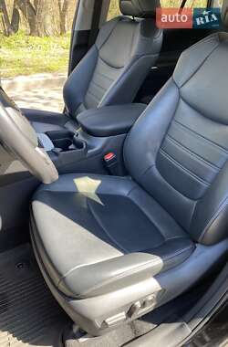 Внедорожник / Кроссовер Toyota RAV4 2020 в 