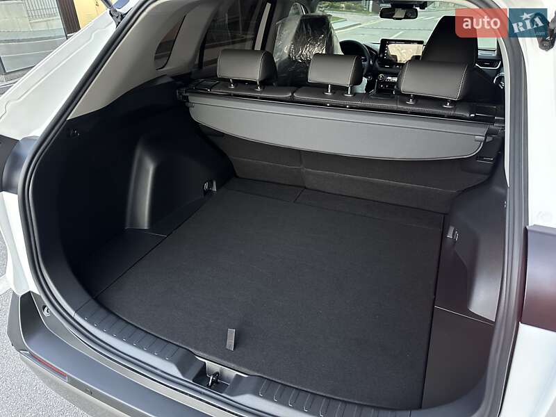 Внедорожник / Кроссовер Toyota RAV4 2025 в Киеве
