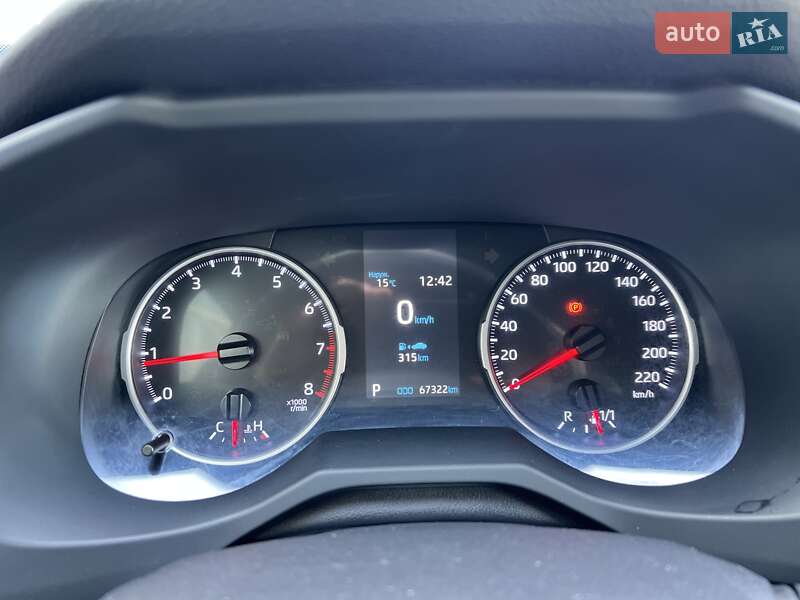Внедорожник / Кроссовер Toyota RAV4 2019 в Одессе