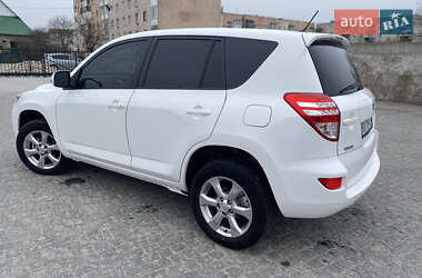 Позашляховик / Кросовер Toyota RAV4 2011 в 