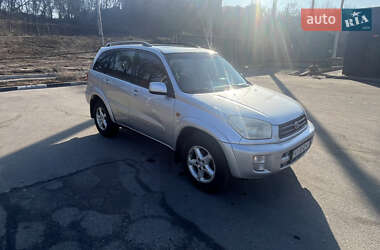 Позашляховик / Кросовер Toyota RAV4 2003 в 