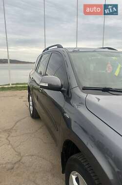 Внедорожник / Кроссовер Toyota RAV4 2010 в 