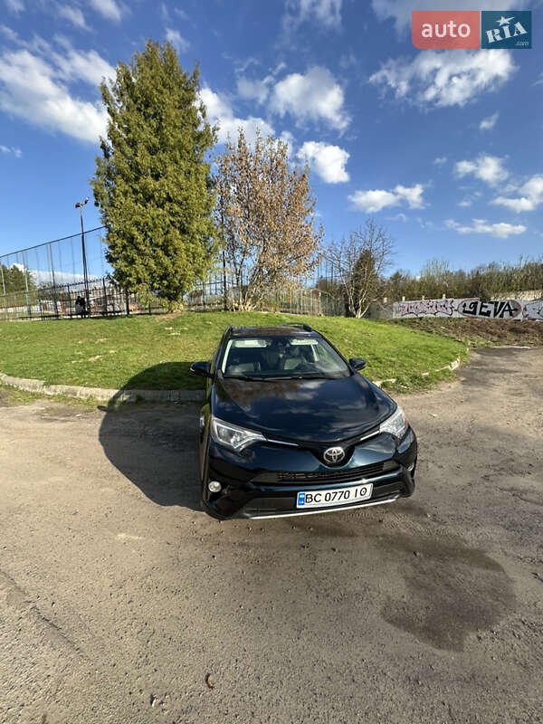 Внедорожник / Кроссовер Toyota RAV4 2016 в Львове фото 2 Внедорожник / Кроссовер Toyota RAV4 2016 в Львове
