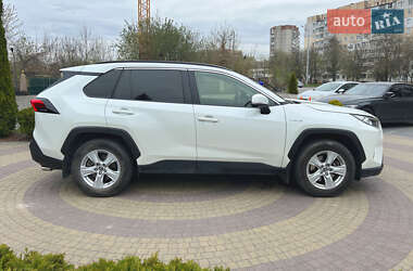 Внедорожник / Кроссовер Toyota RAV4 2019 в 