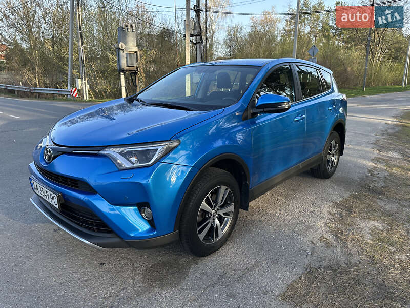 Toyota RAV4 2016