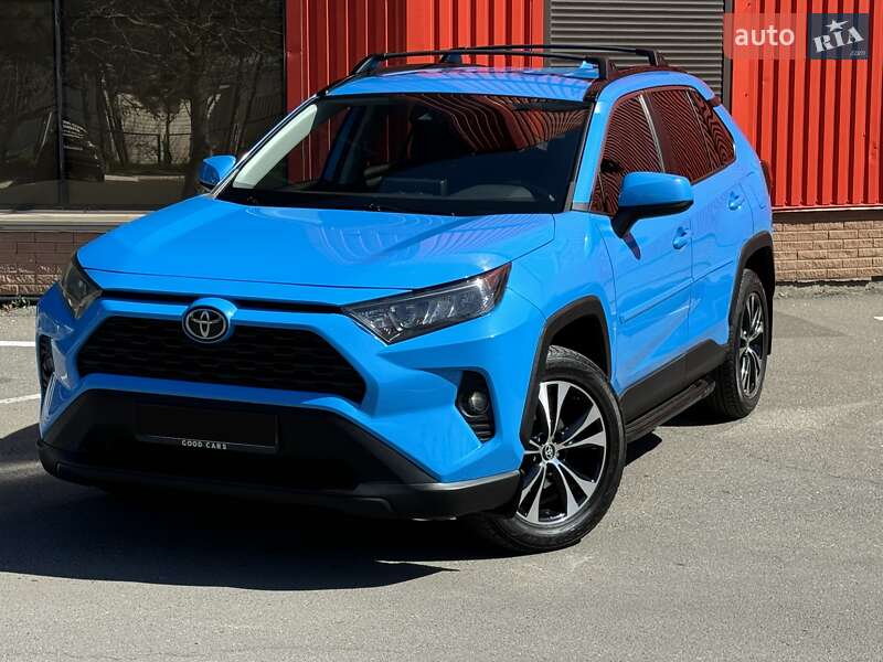 Позашляховик / Кросовер Toyota RAV4 2019 в Одесі