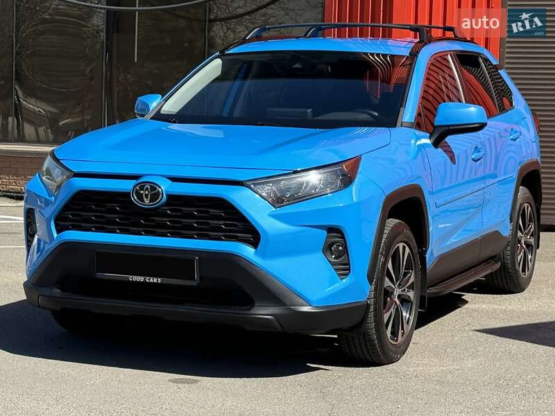 Позашляховик / Кросовер Toyota RAV4 2019 в Одесі