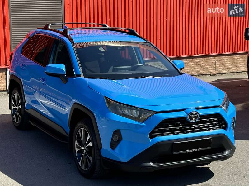 Позашляховик / Кросовер Toyota RAV4 2019 в Одесі