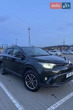 Позашляховик / Кросовер Toyota RAV4 2016 в Львові