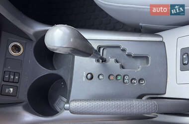 Внедорожник / Кроссовер Toyota RAV4 2009 в 
