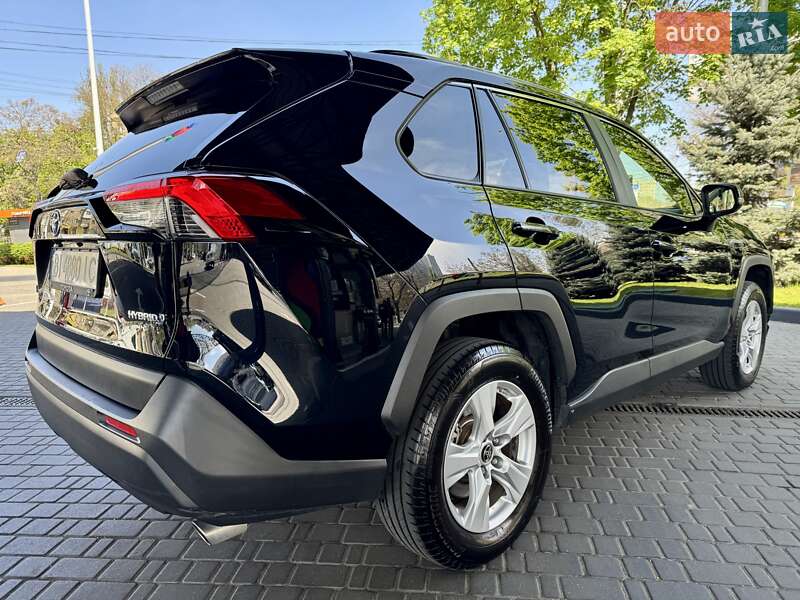 Позашляховик / Кросовер Toyota RAV4 2020 в Одесі