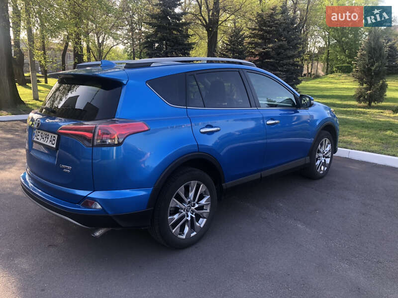Позашляховик / Кросовер Toyota RAV4 2017 в Кам'янському фото 7 Позашляховик / Кросовер Toyota RAV4 2017 в Кам'янському