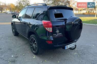Внедорожник / Кроссовер Toyota RAV4 2008 в 