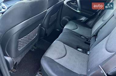 Внедорожник / Кроссовер Toyota RAV4 2008 в 