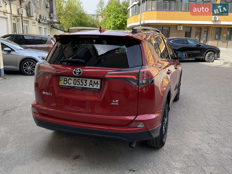 Внедорожник / Кроссовер Toyota RAV4 2016 в Львове
