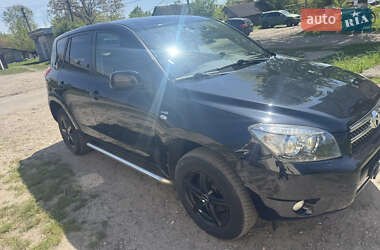Позашляховик / Кросовер Toyota RAV4 2007 в 