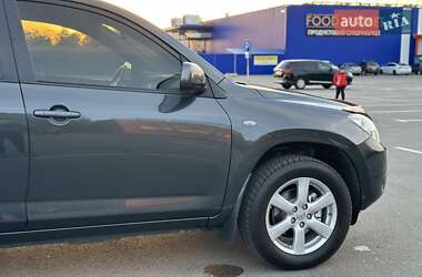 Внедорожник / Кроссовер Toyota RAV4 2008 в 