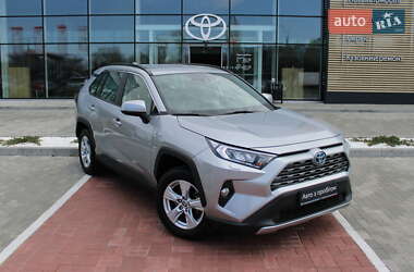 Внедорожник / Кроссовер Toyota RAV4 2020 в Черкассах