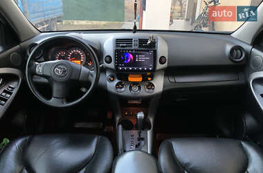 Внедорожник / Кроссовер Toyota RAV4 2006 в 
