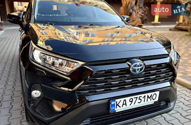 Позашляховик / Кросовер Toyota RAV4 2021 в Києві