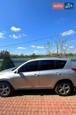 Внедорожник / Кроссовер Toyota RAV4 2006 в Павлограде