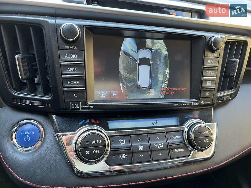 Позашляховик / Кросовер Toyota RAV4 2016 в Дніпрі