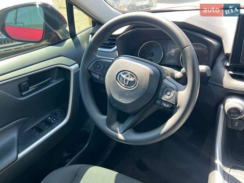 Позашляховик / Кросовер Toyota RAV4 2019 в Одесі