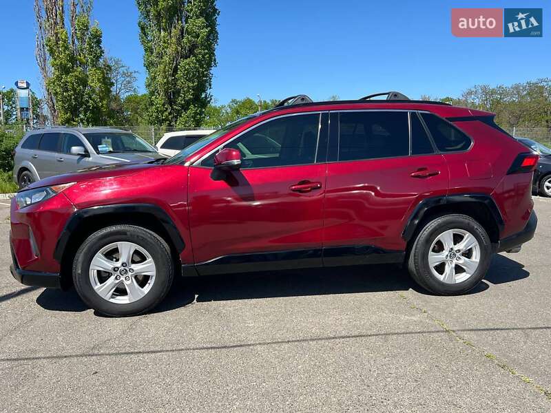 Позашляховик / Кросовер Toyota RAV4 2019 в Одесі