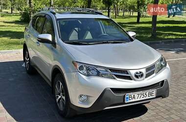 Внедорожник / Кроссовер Toyota RAV4 2015 в Кропивницком