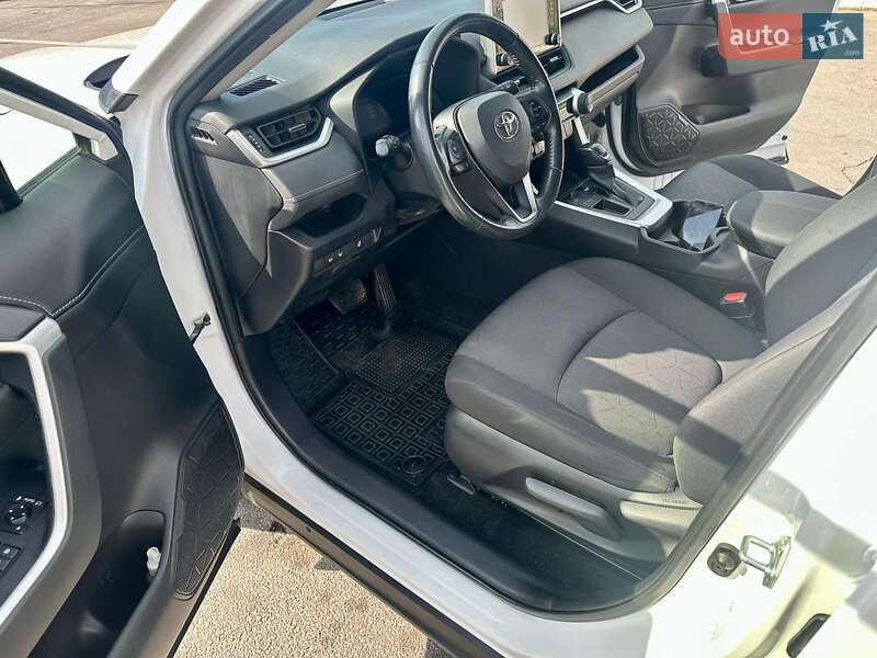 Позашляховик / Кросовер Toyota RAV4 2021 в Вінниці фото 7 Позашляховик / Кросовер Toyota RAV4 2021 в Вінниці